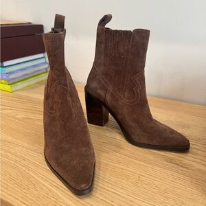 Brand New never worn Aqua suede western ankle boot